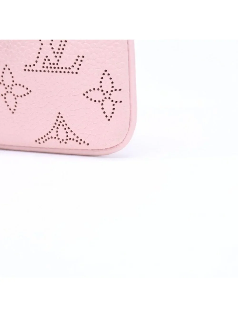 Louis Vuitton Pochette Cles Coin Purse Monogram Mahina Salmon Pink